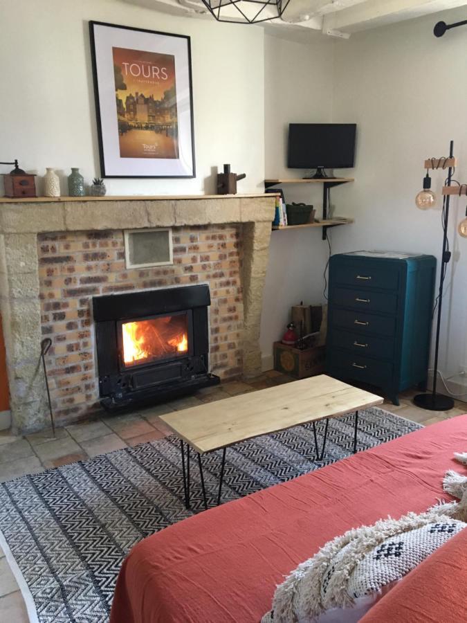 Bed and Breakfast Les 3 Echoppes Charge Zewnętrze zdjęcie