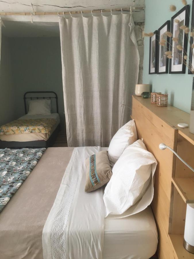 Bed and Breakfast Les 3 Echoppes Charge Zewnętrze zdjęcie