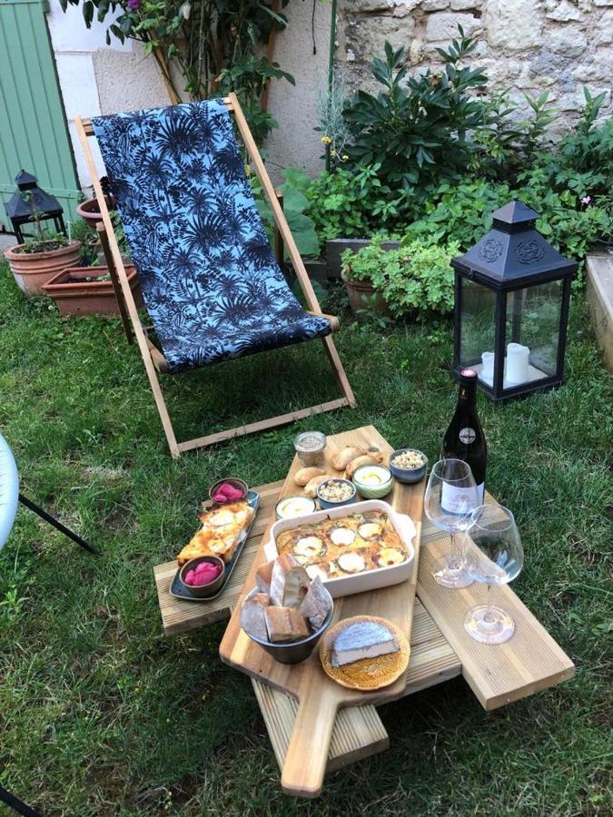 Bed and Breakfast Les 3 Echoppes Charge Zewnętrze zdjęcie